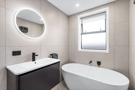 Photo of property in 44a Trinity Crescent, Pirimai, Napier, 4112