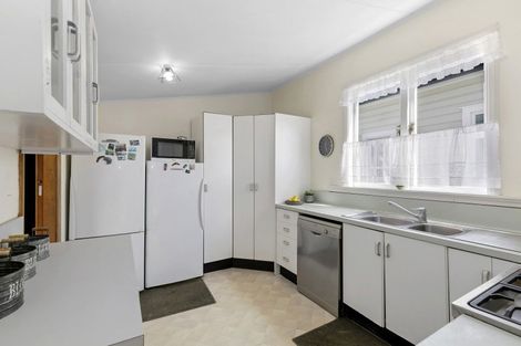 Photo of property in 4 Bristol Square, Hutt Central, Lower Hutt, 5010
