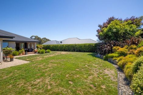Photo of property in 21 Les Wakefield Road, Mapua, 7005
