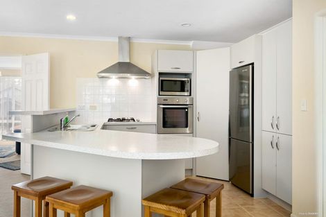 Photo of property in 60 Aberley Road, Schnapper Rock, Auckland, 0632