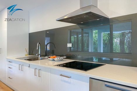 Photo of property in 106 Admirals Court Drive, Greenhithe, Auckland, 0632