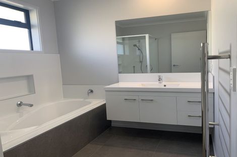 Photo of property in 23 Wingfield Road, Pokeno, 2402