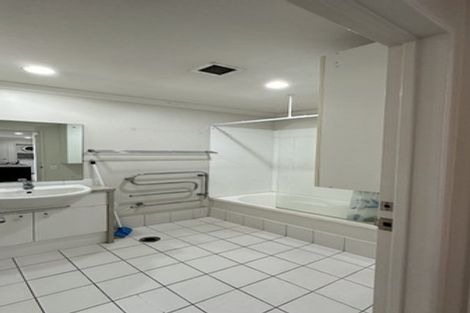 Photo of property in 4n/160 Symonds Street, Eden Terrace, Auckland, 1010