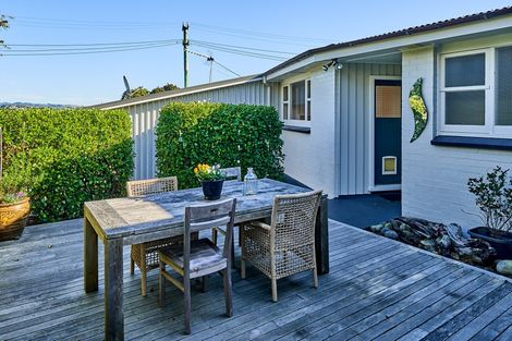 Photo of property in 7 Motukaraka Point, Pauatahanui, Porirua, 5381
