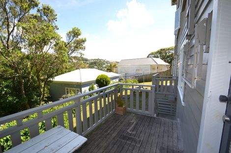 Photo of property in 132-136 Washington Avenue, Brooklyn, Wellington, 6021