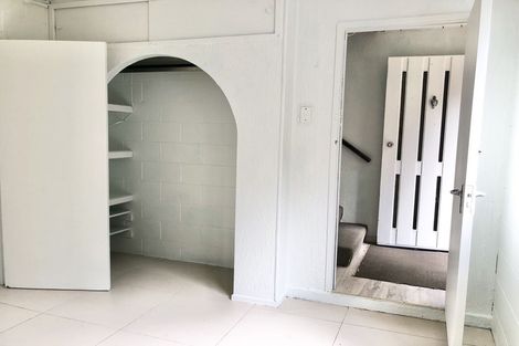 Photo of property in 154 Ti Rakau Drive, Pakuranga, Auckland, 2010