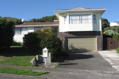 Photo of property in 7 De Castro Place, Titahi Bay, Porirua, 5022