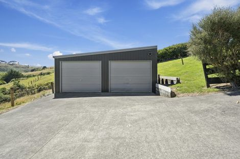 Photo of property in 173 Bing Lucas Drive, Tawa, Wellington, 5028