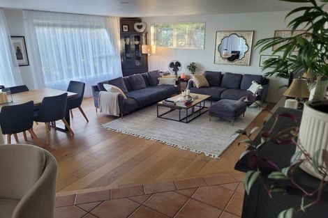 Photo of property in 2/11a Prospect Terrace, Milford, Auckland, 0620