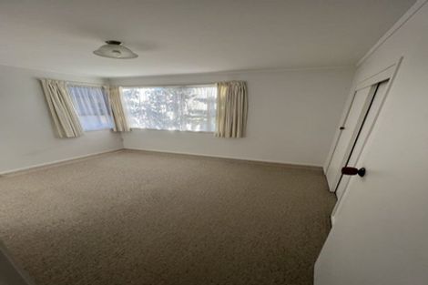 Photo of property in 27 Halberg Street, Glenfield, Auckland, 0629