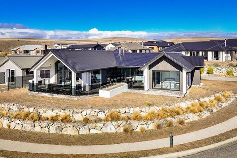 Photo of property in 17 Mistake Drive, Lake Tekapo, 7999