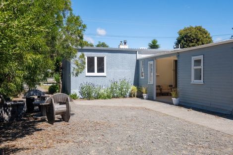 Photo of property in 323 Clifton Road, Te Awanga, 4102