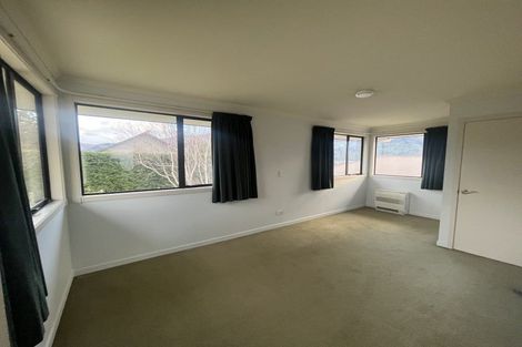 Photo of property in 3 Briar Bank Drive, Wanaka, 9305