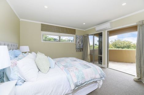 Photo of property in 21 Messenger Road, Stillwater, Silverdale, 0993