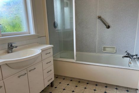 Photo of property in 176 Ilam Road, Ilam, Christchurch, 8041