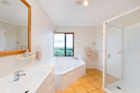 Photo of property in 80 Ngahere Park Road, Turitea, Palmerston North, 4472