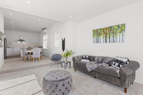 Photo of property in 124 Richardson Street, Saint Kilda, Dunedin, 9012