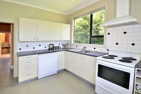 Photo of property in 75 Glen Road, The Glen, Dunedin, 9011