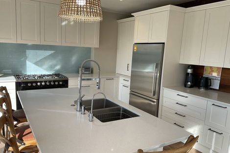 Photo of property in 9 Hibiscus Avenue, Snells Beach, 0920