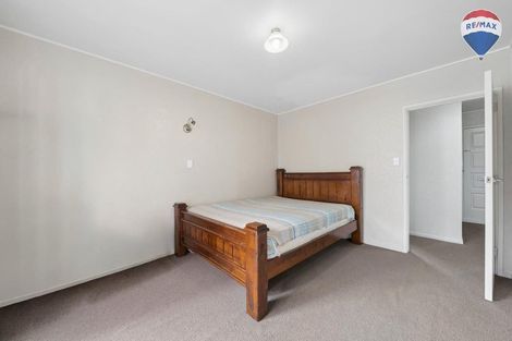 Photo of property in 39 Thurleigh Grove, Karori, Wellington, 6012