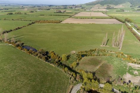 Photo of property in 219 Wyndale Road, Springfield, Sheffield, 7580