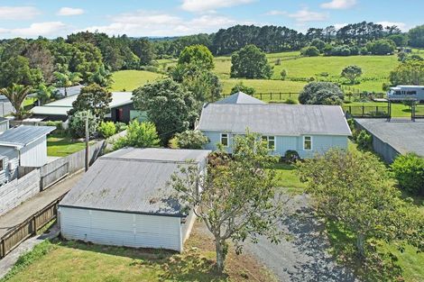 Photo of property in 20 Buchanan Road, Kingseat, Papakura, 2580