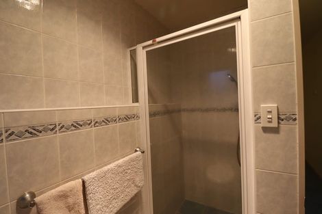Photo of property in 33 Aldersgate Road, Hillsborough, Auckland, 1042