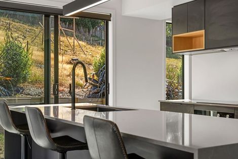 Photo of property in 13 Magpie Place, Lake Hawea, Wanaka, 9382