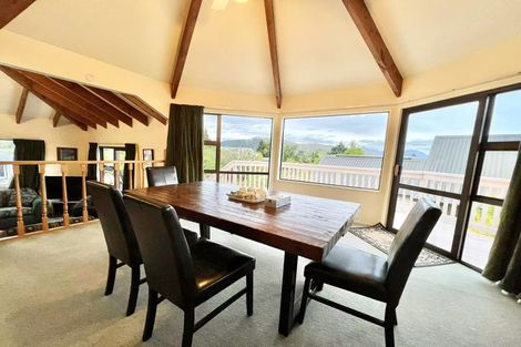 Photo of property in 1 Burnett Place, Lake Tekapo, 7999