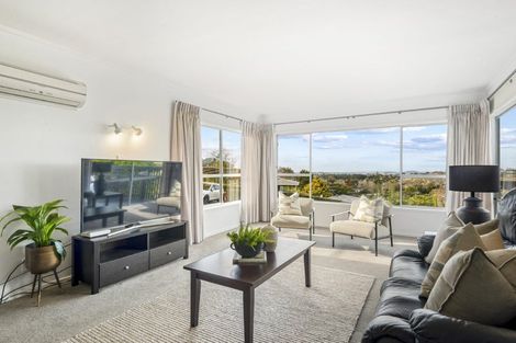 Photo of property in 114 Mountbatten Avenue, Hillcrest, Auckland, 0627