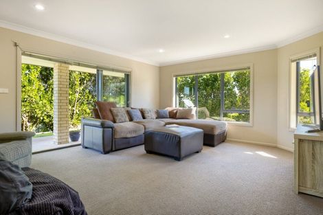 Photo of property in 22 Caldera Close, Pyes Pa, Tauranga, 3112