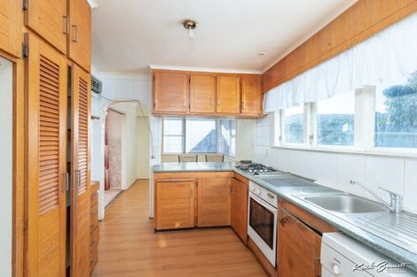 Photo of property in 51 Holyoake Crescent, Avalon, Lower Hutt, 5011