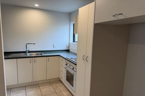 Photo of property in 4/25 Grove Road, Addington, Christchurch, 8024