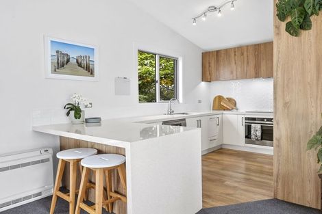 Photo of property in 706 Highgate, Maori Hill, Dunedin, 9010