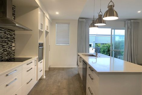 Photo of property in 189 Hobsonville Point Road, Hobsonville, Auckland, 0616