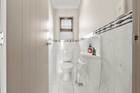 Photo of property in 176b Heta Road, Highlands Park, New Plymouth, 4312