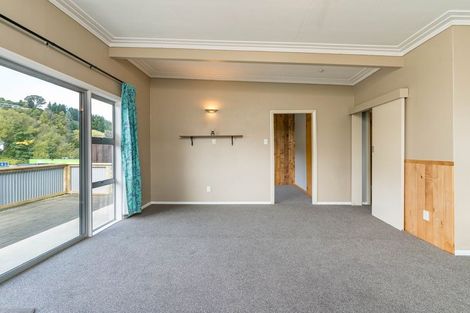 Photo of property in 186 Kaikorai Valley Road, Bradford, Dunedin, 9011