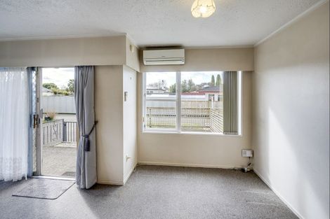 Photo of property in 9/90 Gloucester Street, Greenmeadows, Napier, 4112