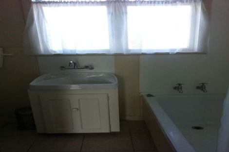 Photo of property in 3-5 Trent Avenue, Hokowhitu, Palmerston North, 4410