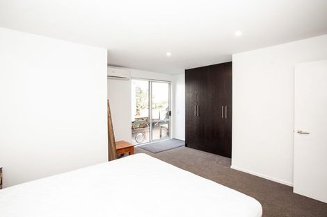 Photo of property in 25a Bayview Place, Cass Bay, Lyttelton, 8082