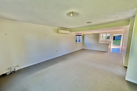 Photo of property in 37 Hillcrest Avenue, Hillcrest, Auckland, 0627