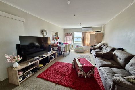 Photo of property in 2/109a Kolmar Road, Papatoetoe, Auckland, 2025