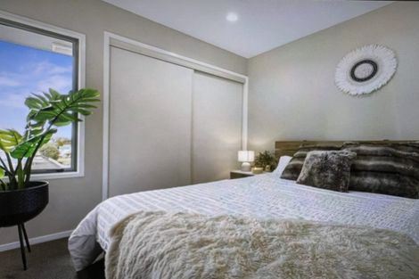 Photo of property in 9 Mt Lebanon Lane, Henderson, Auckland, 0612