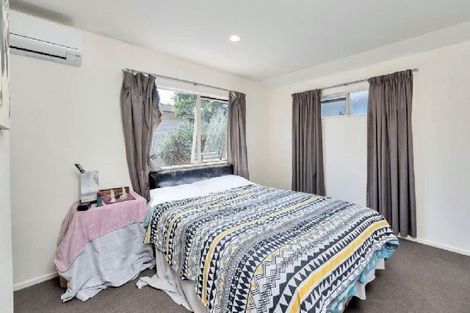 Photo of property in 2/41 Selwyn Crescent, Forrest Hill, Auckland, 0620