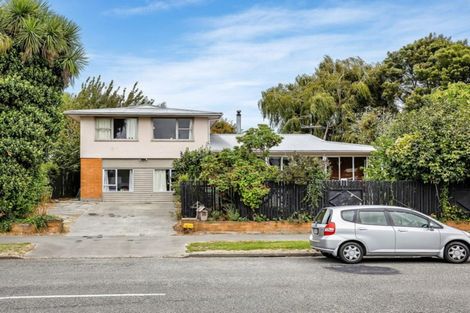 Photo of property in 69 Parkstone Avenue, Ilam, Christchurch, 8041