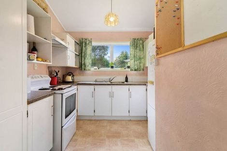 Photo of property in 9 Rewarewa Street, Owhata, Rotorua, 3010