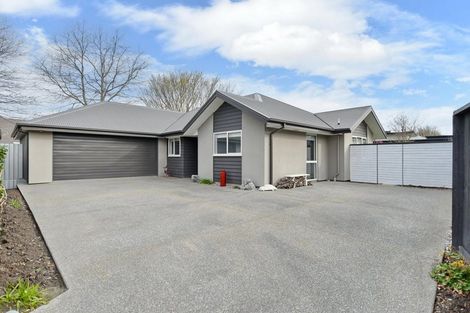 Photo of property in 25a Epsom Drive, Rangiora, 7400