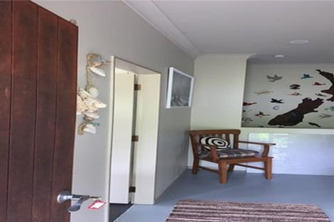 Photo of property in 27 Hicks Crescent, Waikanae Beach, Waikanae, 5036