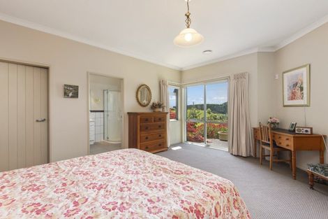 Photo of property in 9 Orakei Road, Kelvin Grove, Palmerston North, 4470
