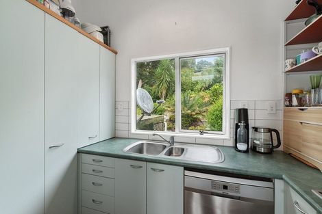 Photo of property in 2/8 Glenvale Place, Totara Vale, Auckland, 0629